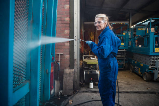 Best Rust Removal  in Ganado, TX